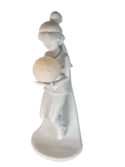 Ay Lambalı Salıncaklı Kız 2
